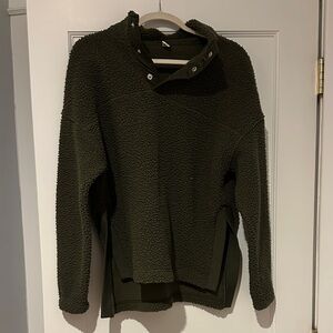 Old Navy Cozy Olive Green Sherpa Pullover